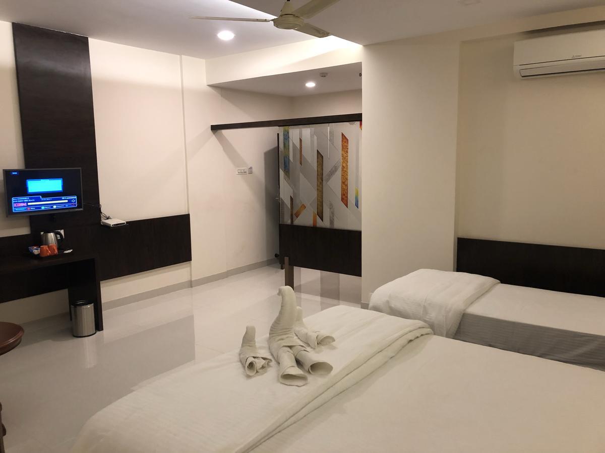 Kyriad Hotel Vijayapura By Othpl Bijāpur Exteriér fotografie