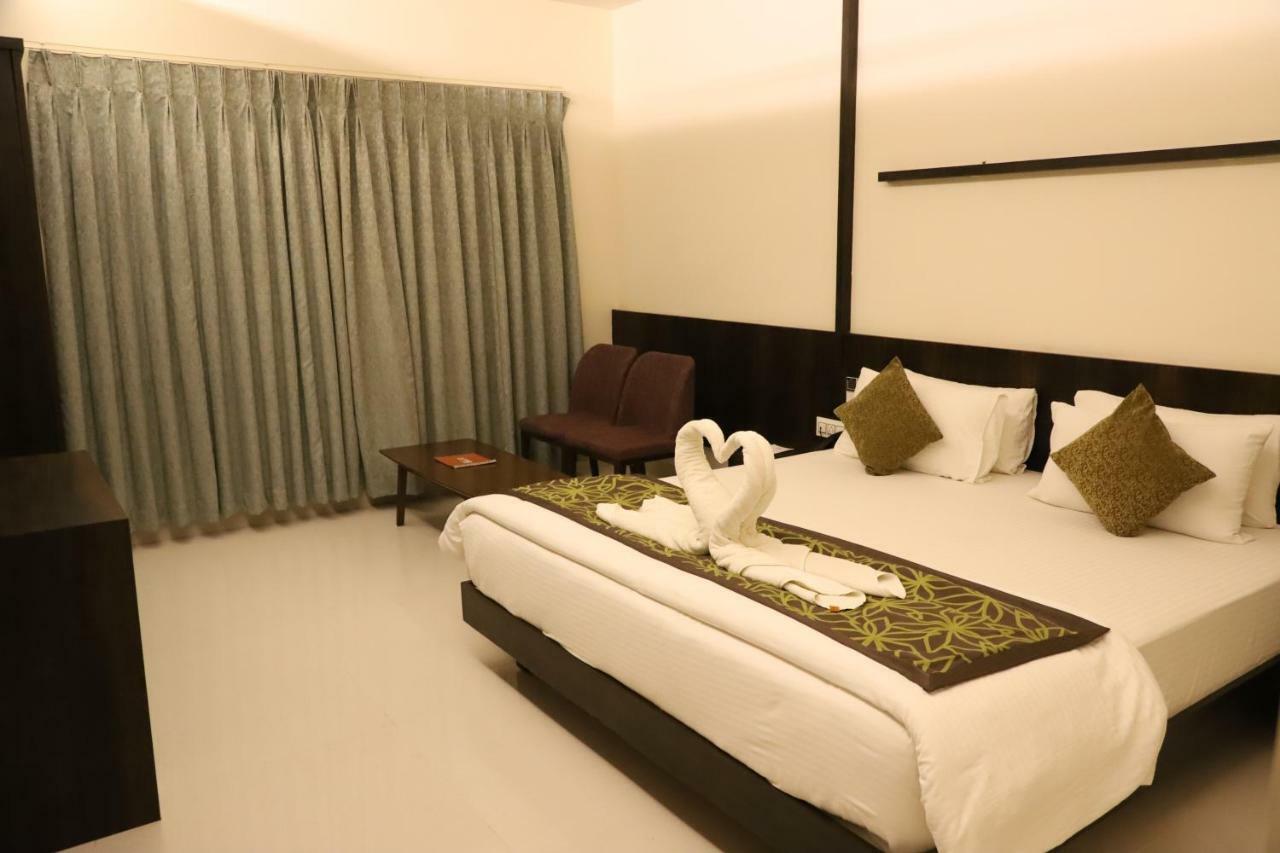 Kyriad Hotel Vijayapura By Othpl Bijāpur Exteriér fotografie