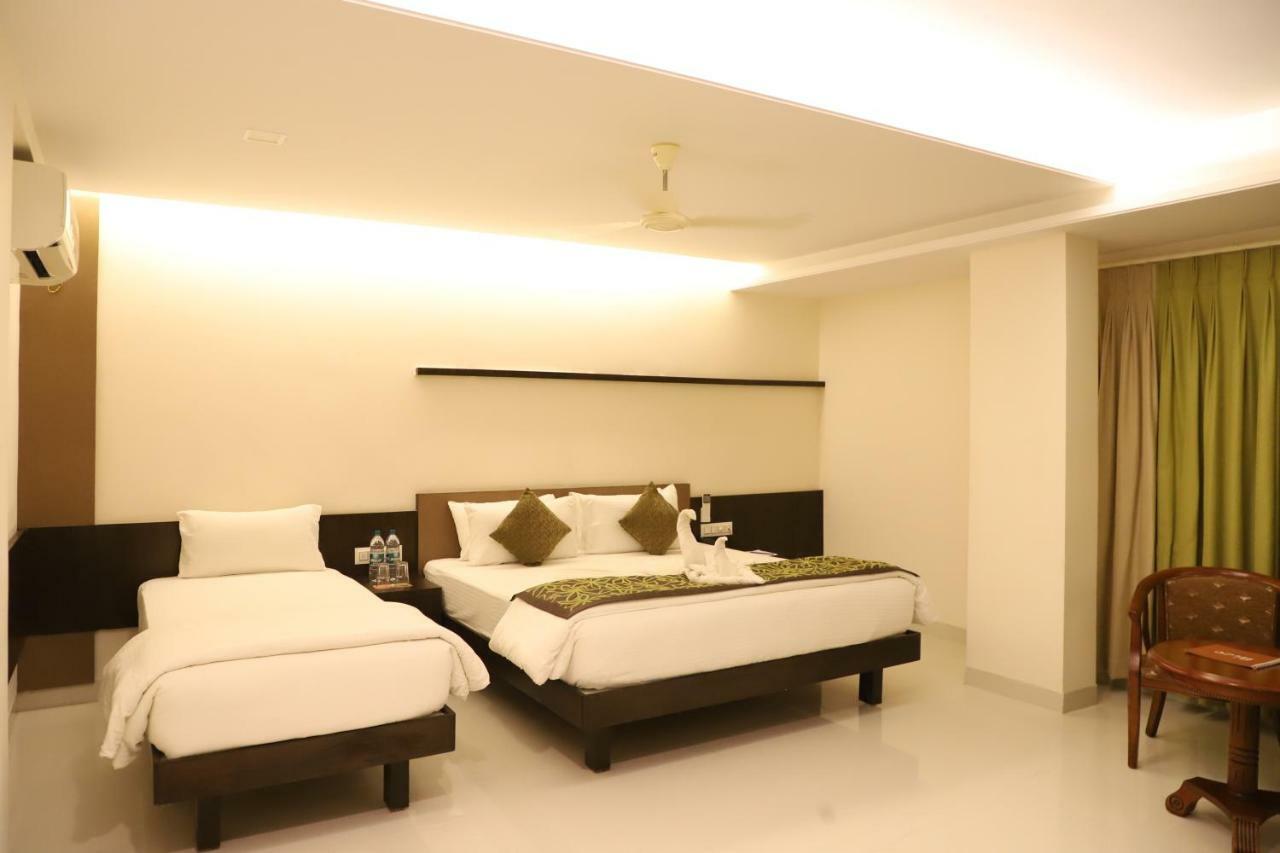 Kyriad Hotel Vijayapura By Othpl Bijāpur Exteriér fotografie